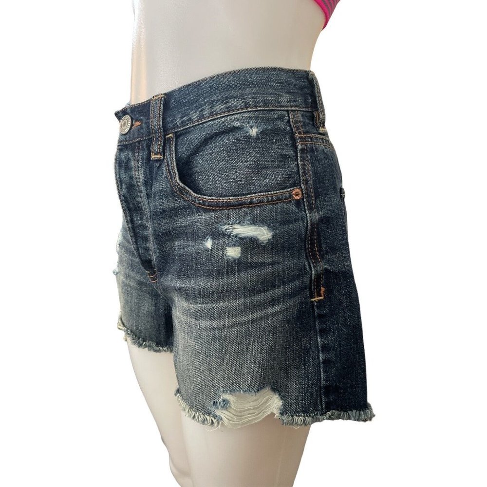Women's Denim Shorts AMERICAN EAGLE Size 4 Blue frayed hem
